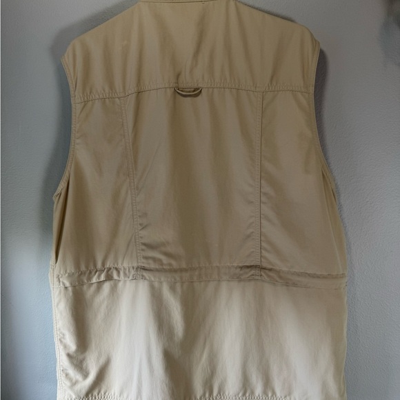 Men's Tan Travelsmith Vest - Picture 8 of 11